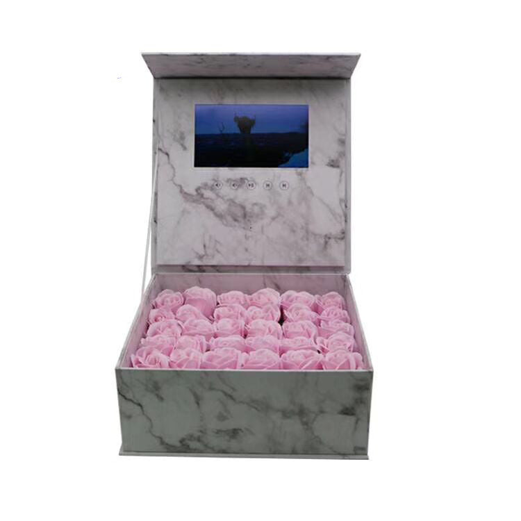 Screen Video Gift Box Rose